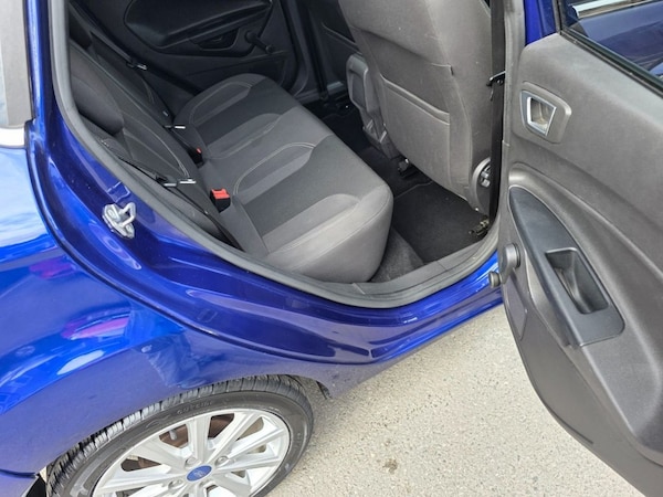 Used Ford Fiesta 2016 for sale - 76261029: Photo 31