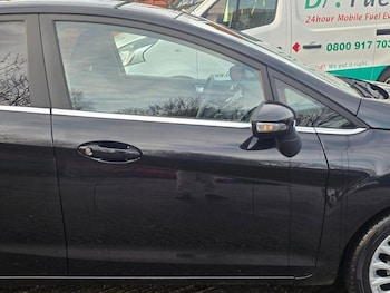 Used Ford Fiesta 2014 for sale - 77149398: Photo