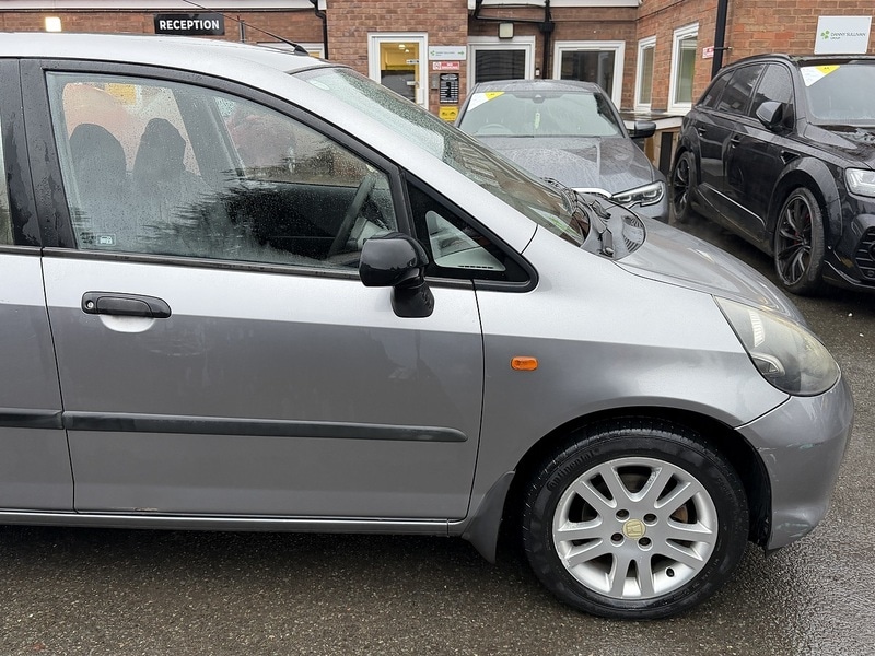 Used Honda Jazz 2006 for sale - 77283816: Photo 16