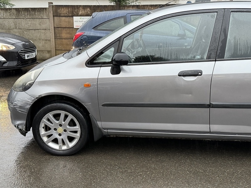 Used Honda Jazz 2006 for sale - 77283816: Photo 9