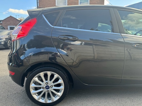 Used Ford Fiesta 2016 for sale - 76256084: Photo 26