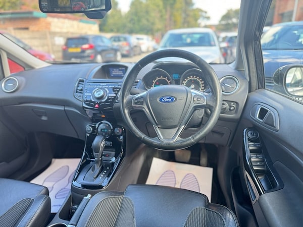 Used Ford Fiesta 2016 for sale - 76256084: Photo 28