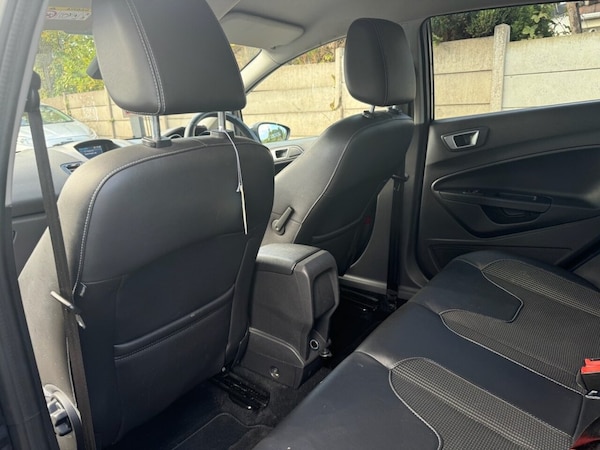 Used Ford Fiesta 2016 for sale - 76256084: Photo 47