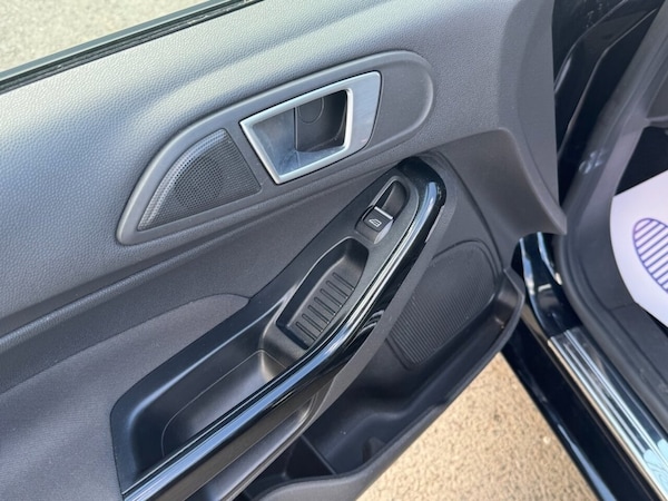 Used Ford Fiesta 2016 for sale - 76256084: Photo 48