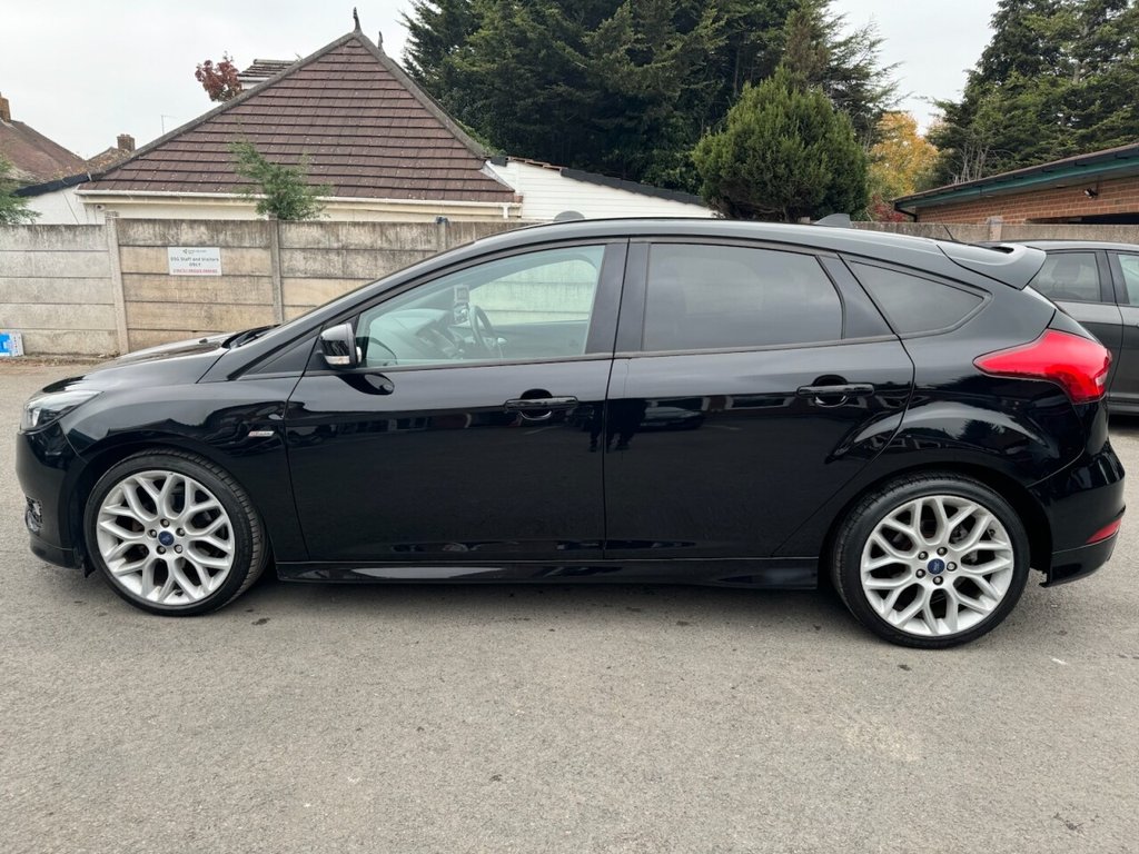 Used Ford Focus 2016 for sale - 76256389: Photo 10