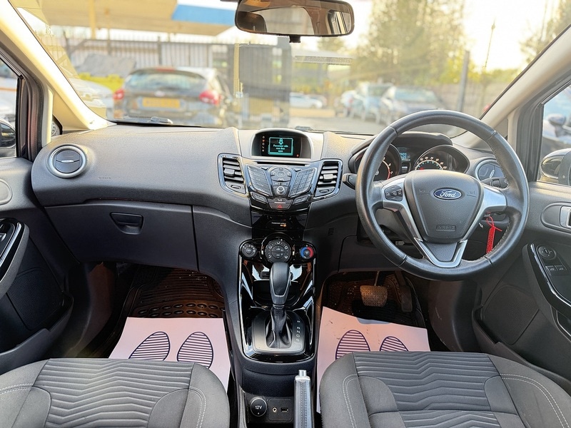Used Ford Fiesta 2015 for sale - 77843041: Photo 11