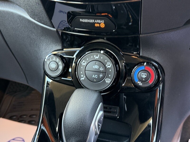 Used Ford Fiesta 2015 for sale - 77843041: Photo 38