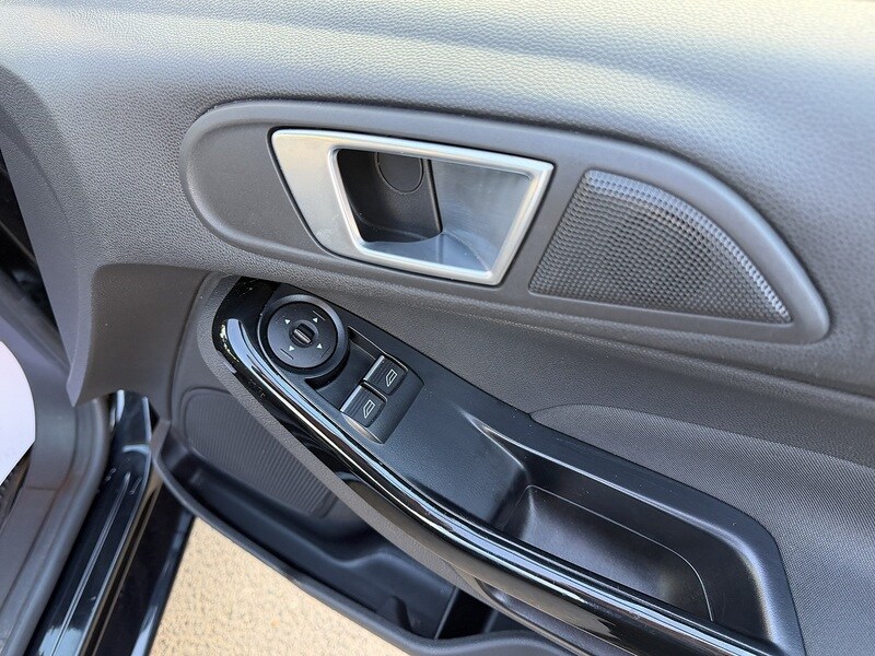 Used Ford Fiesta 2015 for sale - 77843041: Photo 56