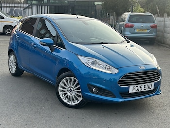 Used Ford Fiesta 2015 for sale - 77996678: Photo