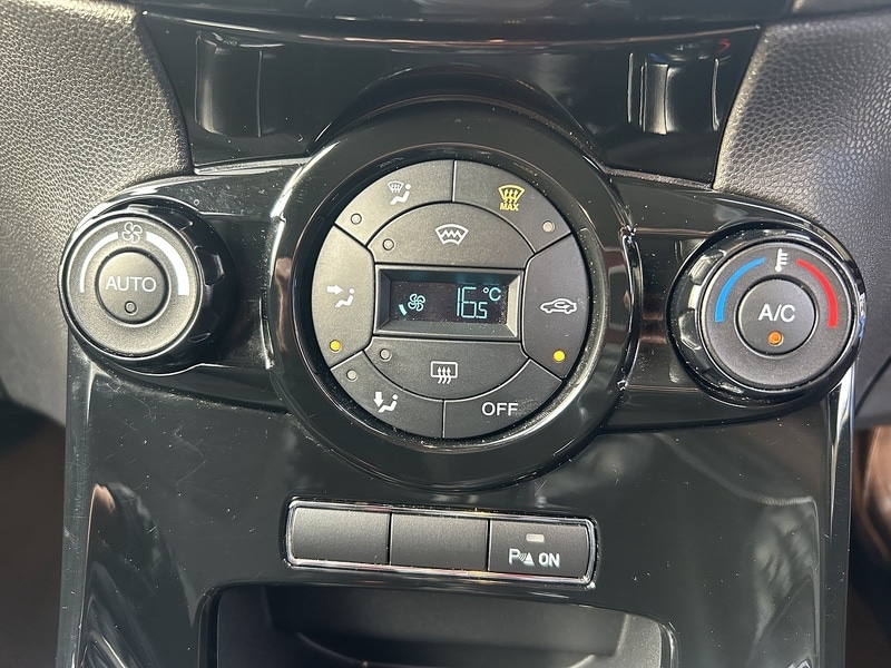 Used Ford Fiesta 2015 for sale - 77996678: Photo 36