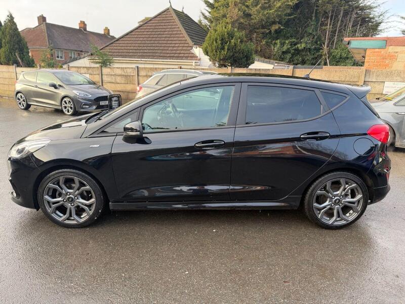 Used Ford Fiesta 2017 for sale - 77990174: Photo 6