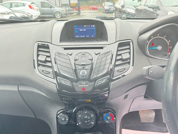 Used Ford Fiesta 2016 for sale - 76267390: Photo 29