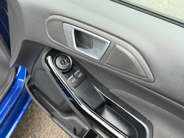Used Ford Fiesta 2016 for sale - 76267390: Photo 42