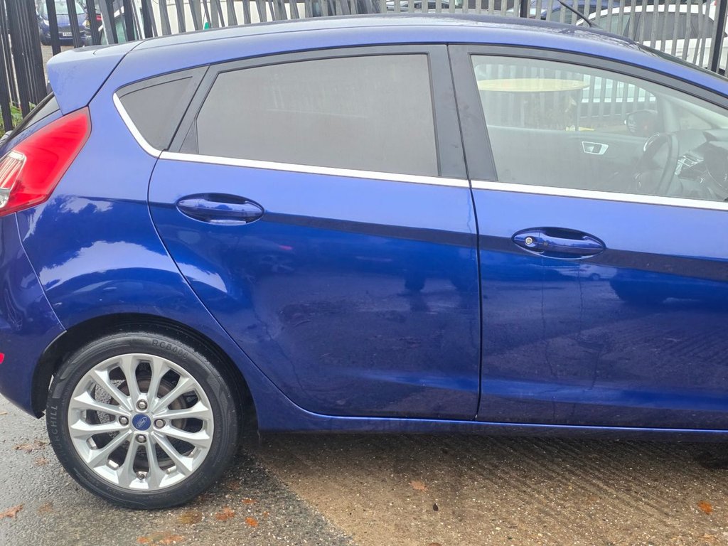 Used Ford Fiesta 2017 for sale - 76604828: Photo 10