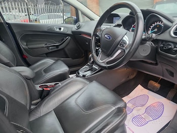 Used Ford Fiesta 2017 for sale - 76604828: Photo