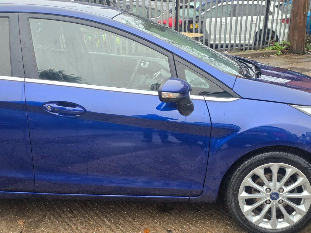 Used Ford Fiesta 2017 for sale - 76604828: Photo 6