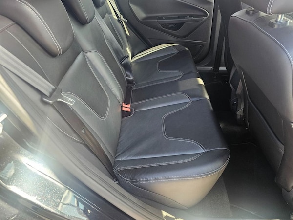 Used Ford Fiesta 2014 for sale - 76255909: Photo 44