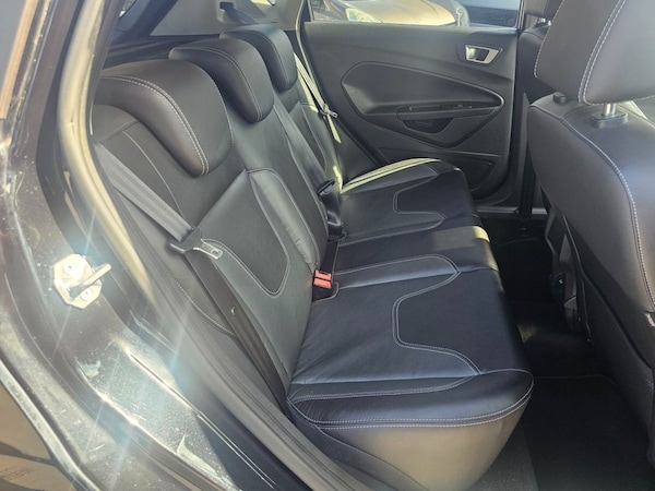 Used Ford Fiesta 2014 for sale - 76255909: Photo 45