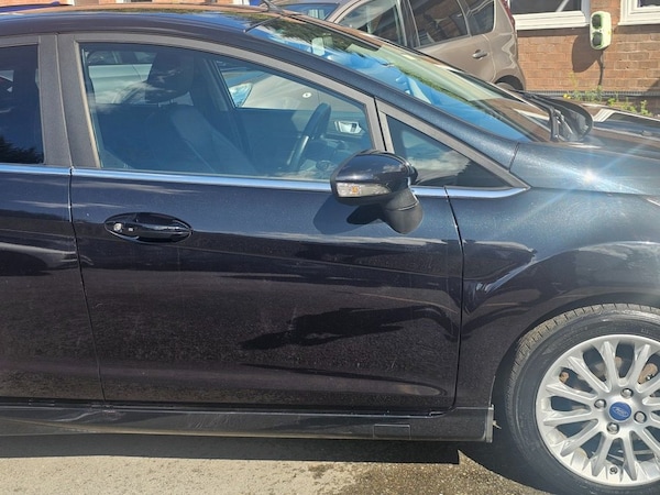 Used Ford Fiesta 2014 for sale - 76255909: Photo 7