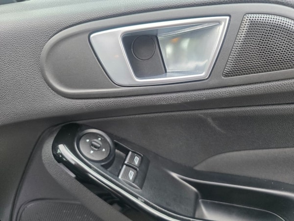 Used Ford Fiesta 2017 for sale - 76256241: Photo 22