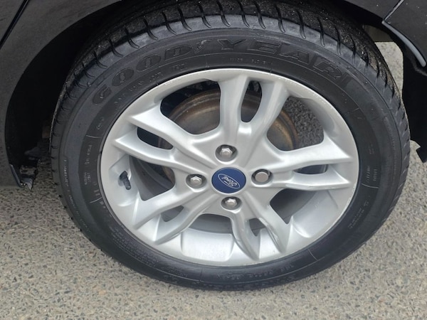 Used Ford Fiesta 2017 for sale - 76256241: Photo 40
