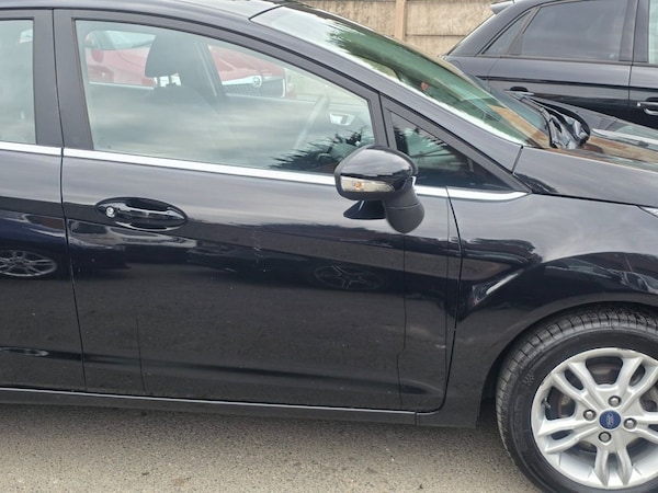 Used Ford Fiesta 2017 for sale - 76256241: Photo 6