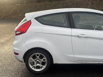 Used Ford Fiesta 2012 for sale - 77379201: Photo