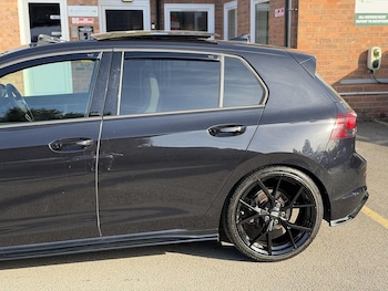 Used Volkswagen Golf 2023 for sale - 78882108: Photo