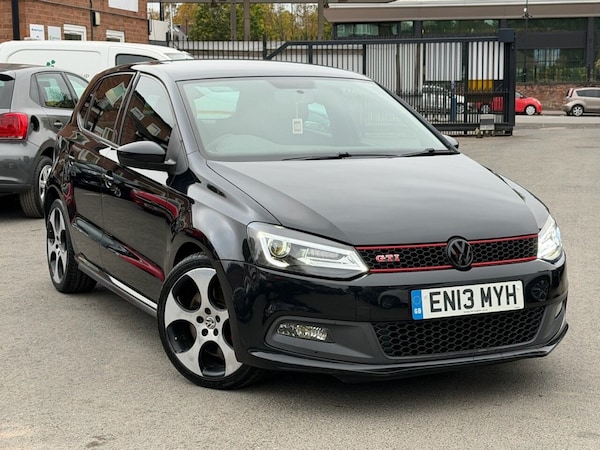 Used Volkswagen Polo 2013 for sale - 76273920: Photo 1