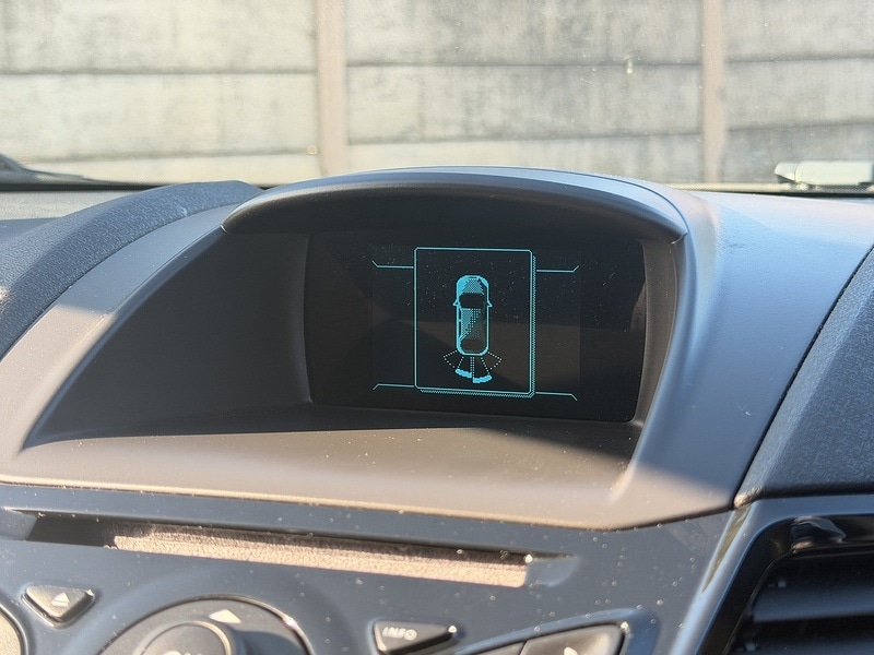 Used Ford Fiesta 2014 for sale - 77920864: Photo 25