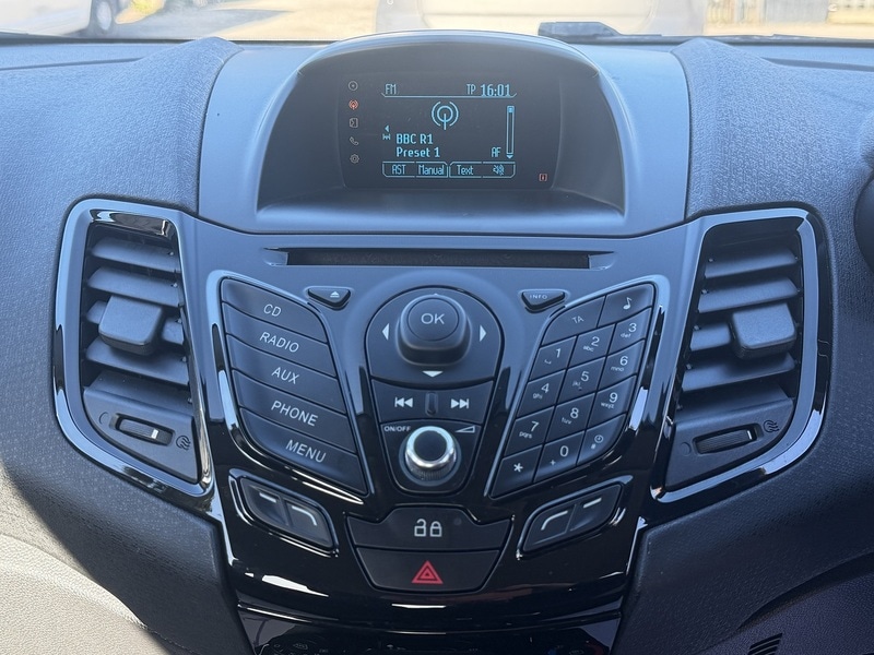 Used Ford Fiesta 2014 for sale - 77920864: Photo 38