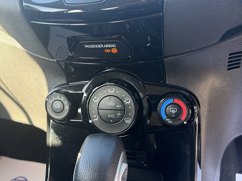 Used Ford Fiesta 2014 for sale - 77920864: Photo 41