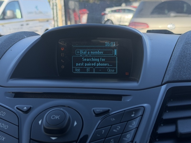 Used Ford Fiesta 2014 for sale - 77920864: Photo 42