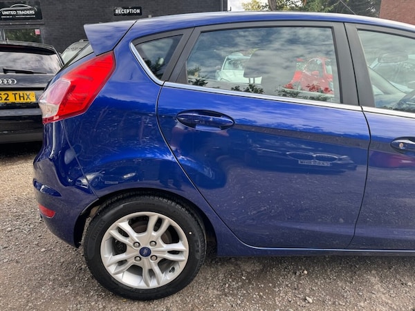Used Ford Fiesta 2014 for sale - 76256122: Photo 24