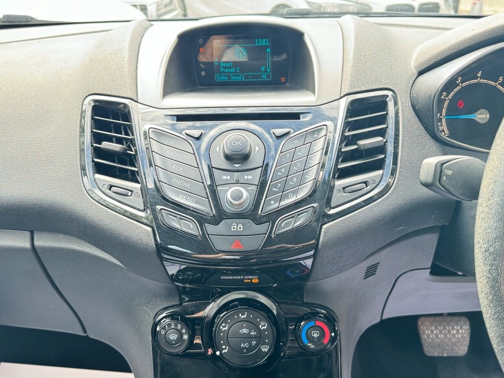 Used Ford Fiesta 2014 for sale - 76256122: Photo 30