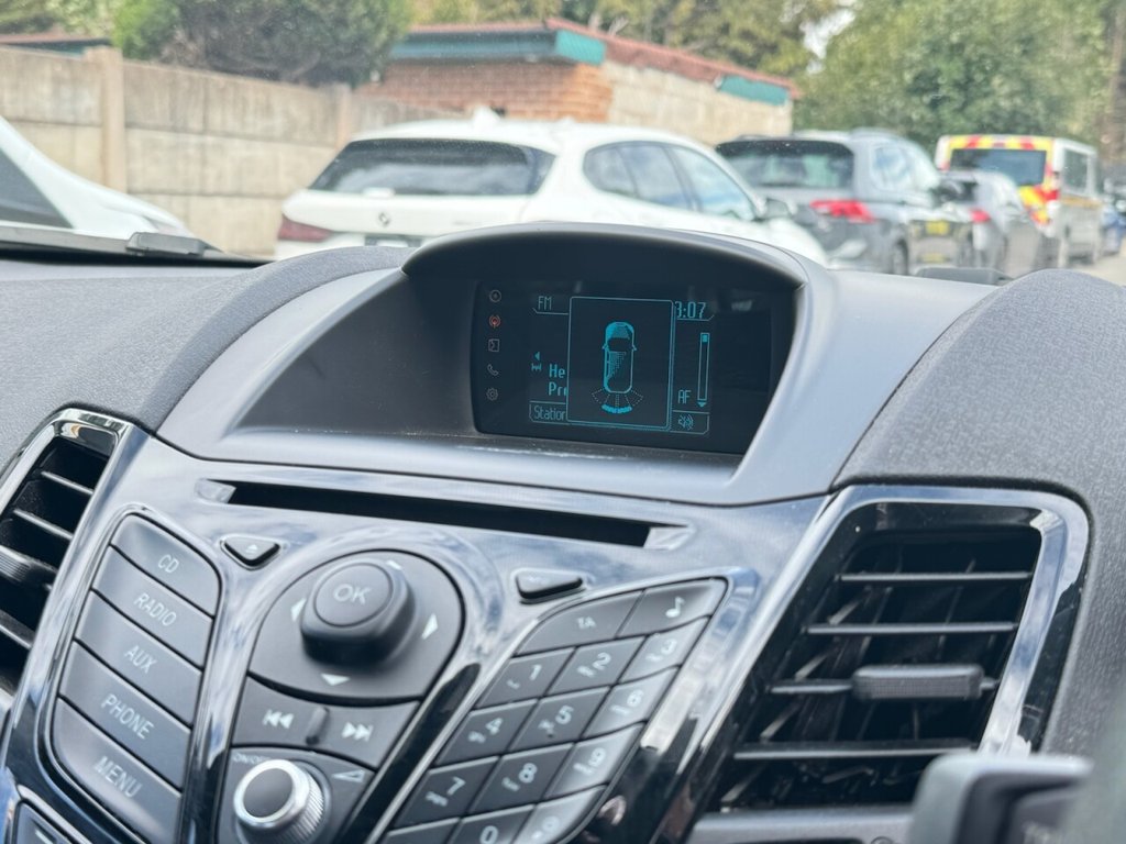 Used Ford Fiesta 2014 for sale - 76256122: Photo 33