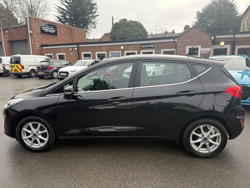 Used Ford Fiesta 2017 for sale - 77629988: Photo 12