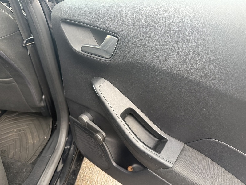 Used Ford Fiesta 2017 for sale - 77629988: Photo 28