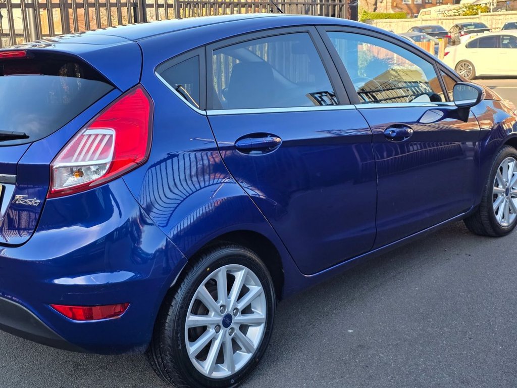 Used Ford Fiesta 2017 for sale - 76655158: Photo 11