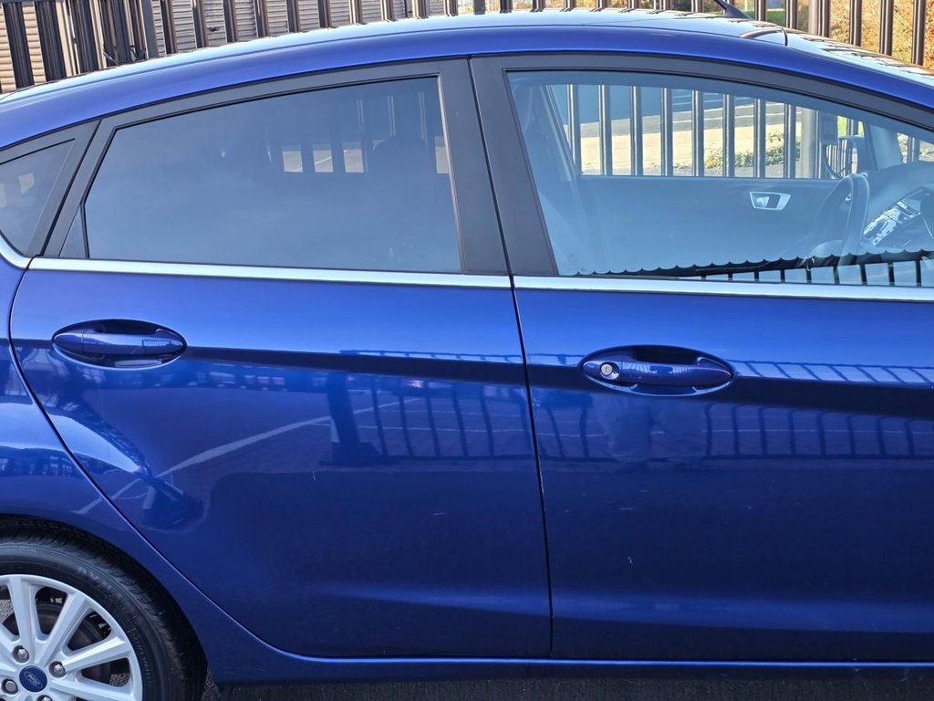 Used Ford Fiesta 2017 for sale - 76655158: Photo 8