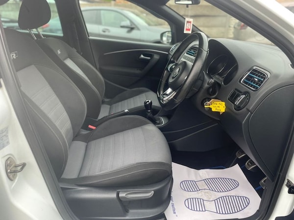 Used Volkswagen Polo 2016 for sale - 76261000: Photo 36