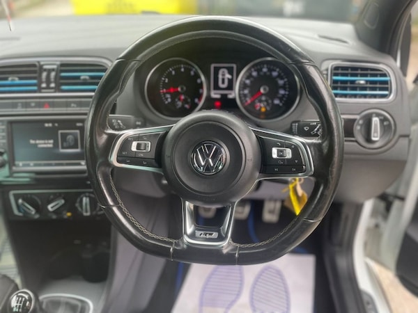 Used Volkswagen Polo 2016 for sale - 76261000: Photo 41