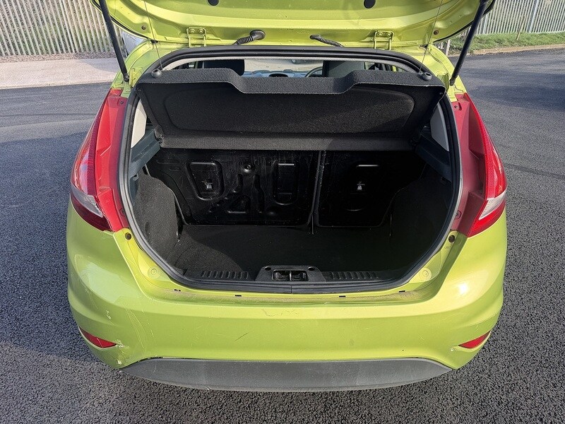 Used Ford Fiesta 2010 for sale - 77720612: Photo 17