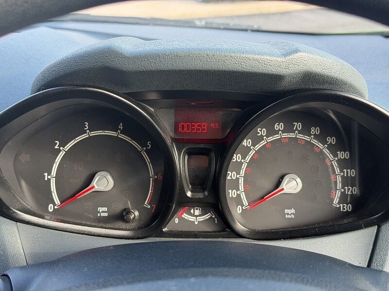 Used Ford Fiesta 2010 for sale - 77720612: Photo 21