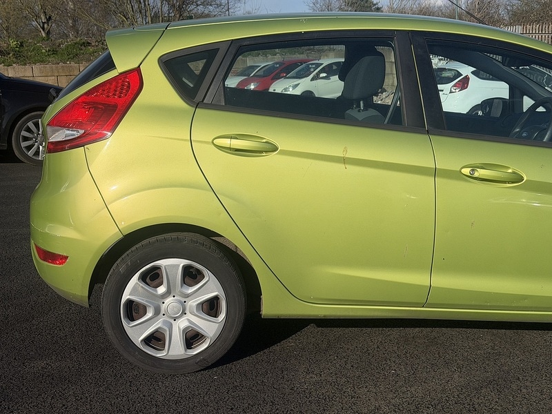 Used Ford Fiesta 2010 for sale - 77720612: Photo 4
