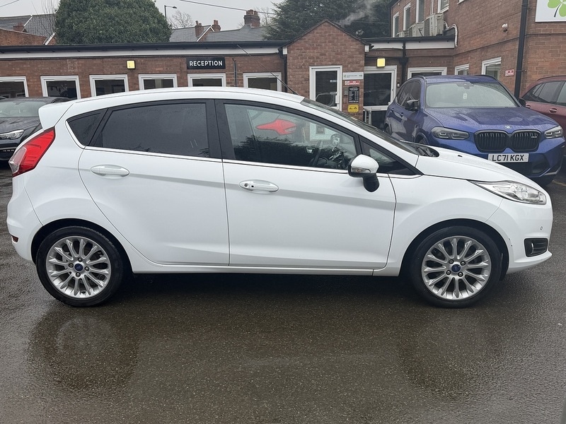 Used Ford Fiesta 2015 for sale - 77530328: Photo 12