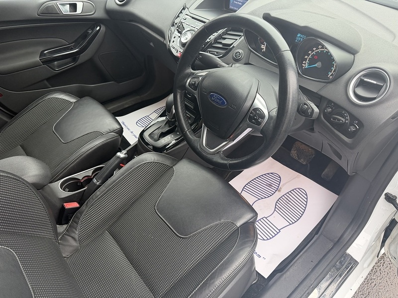 Used Ford Fiesta 2015 for sale - 77530328: Photo 26