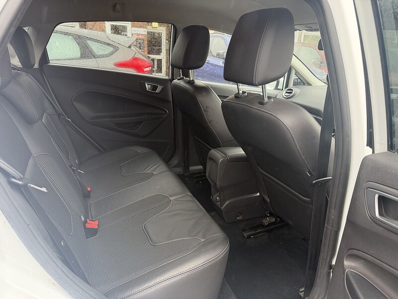 Used Ford Fiesta 2015 for sale - 77530328: Photo 46