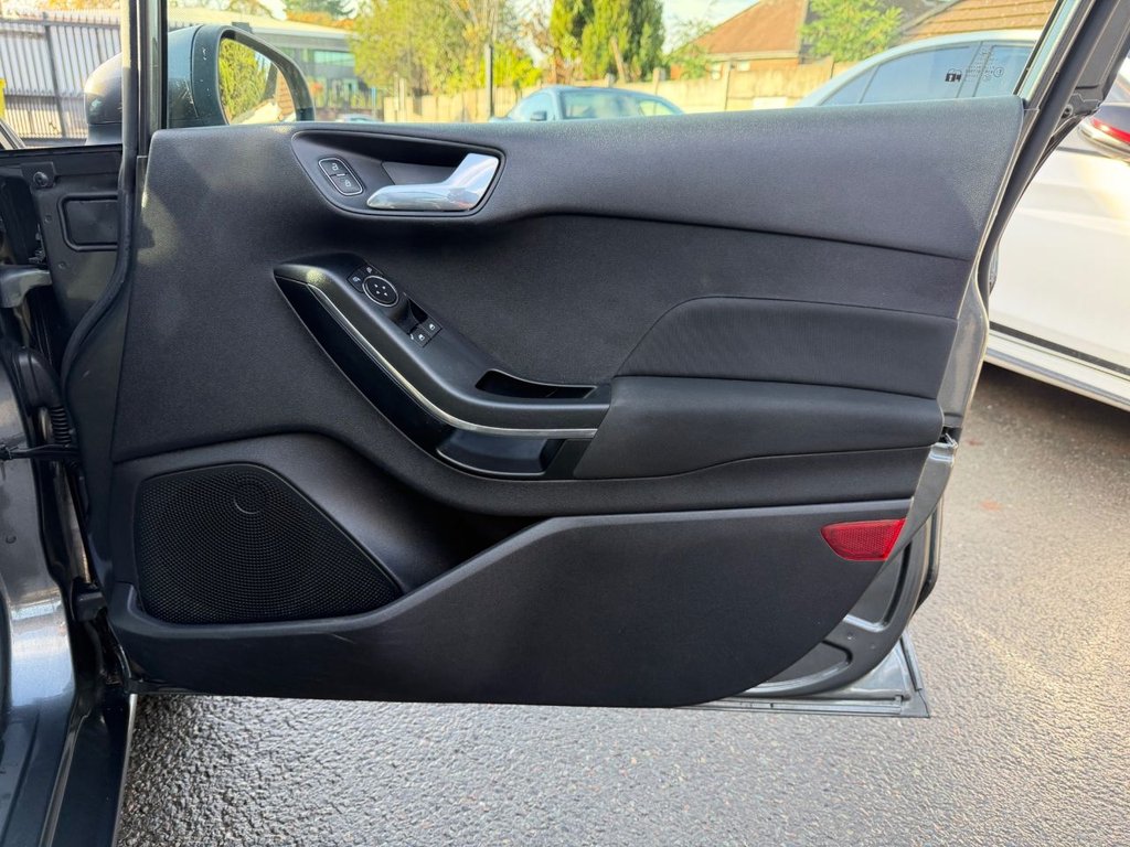 Used Ford Fiesta 2018 for sale - 76482136: Photo 30