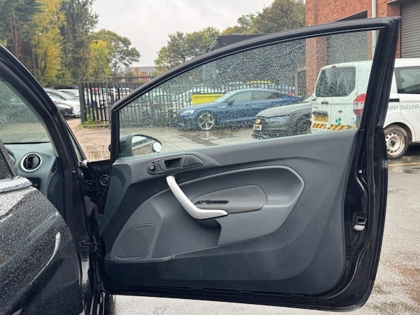 Used Ford Fiesta 2009 for sale - 76317183: Photo 28